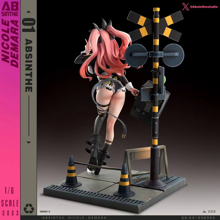  Zenless Zone Zero figure Nicole Demara back