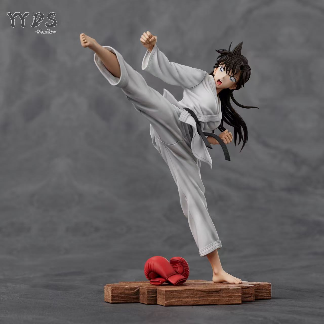 Detective Conan Ran Mouri Figure