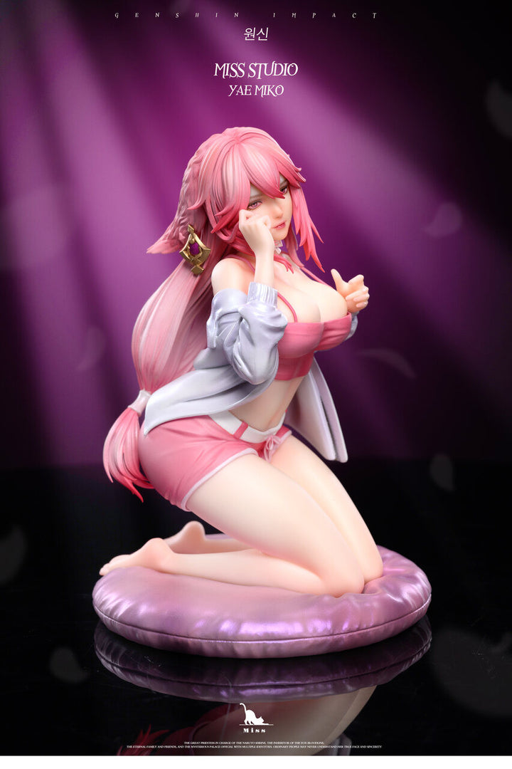 saxy anime figure