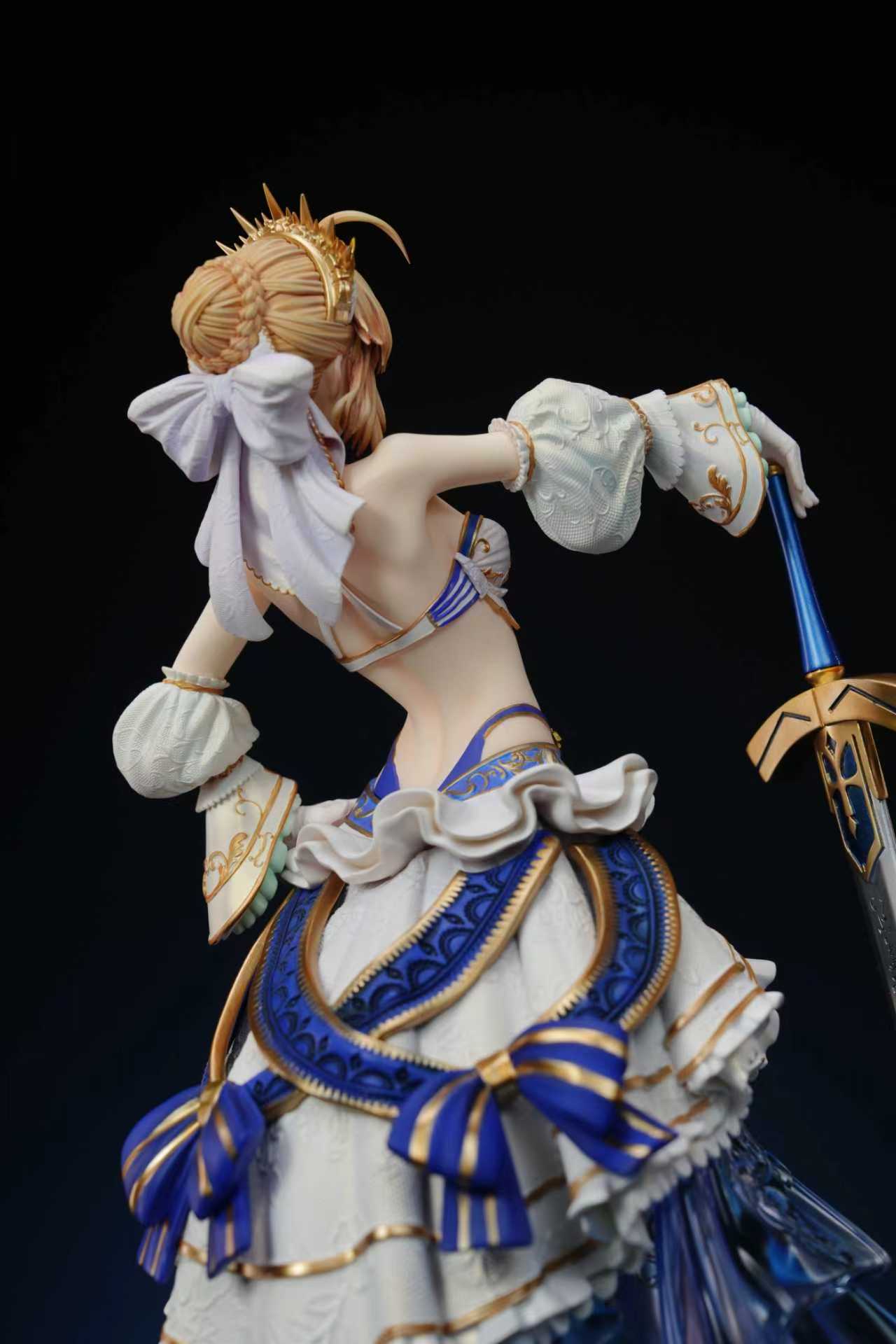 [Pre-order] 1/6 & 1/4 Saber Fate/Grand Order Statue - SakuraCore