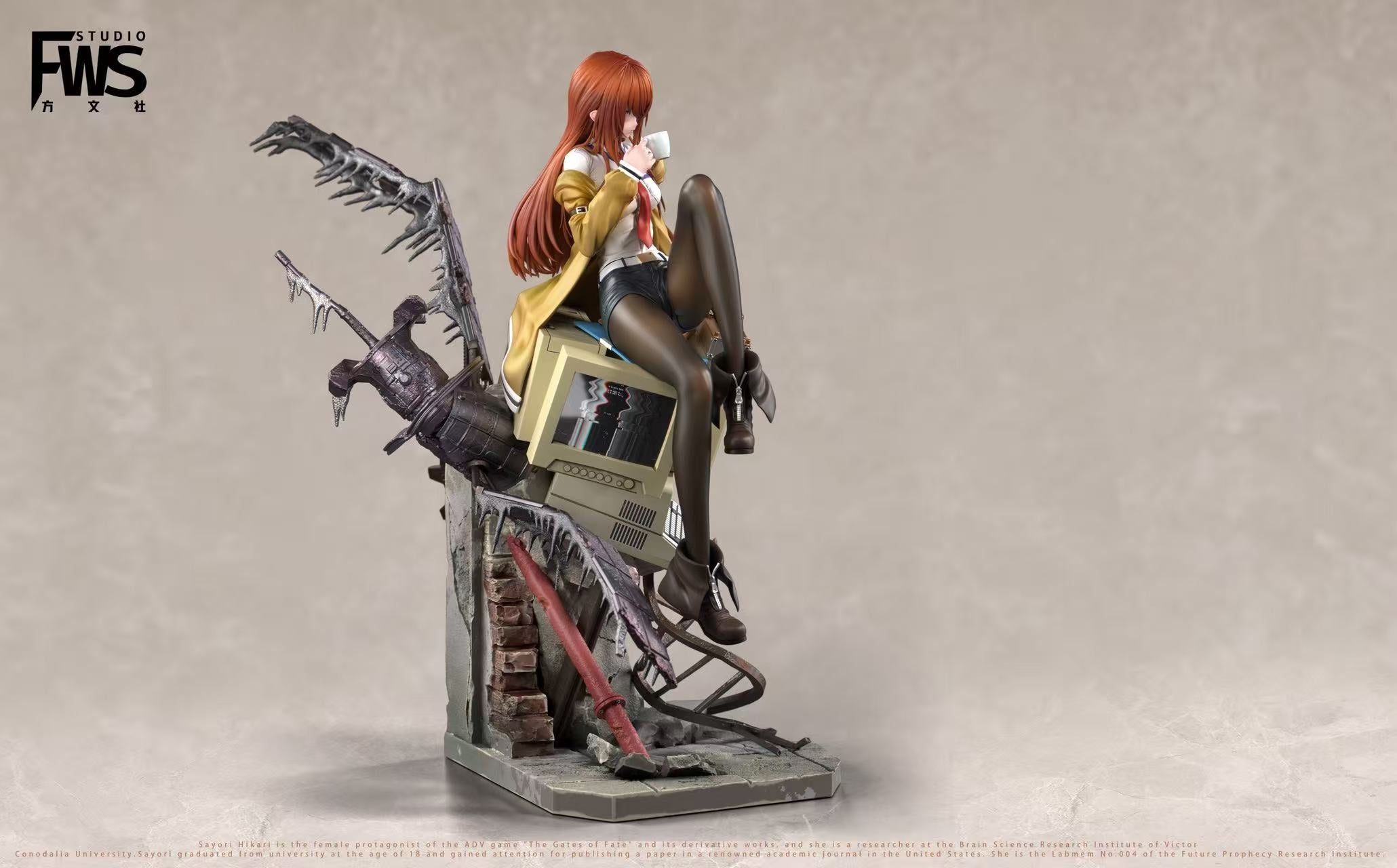 Kurisu Makise hentai statue