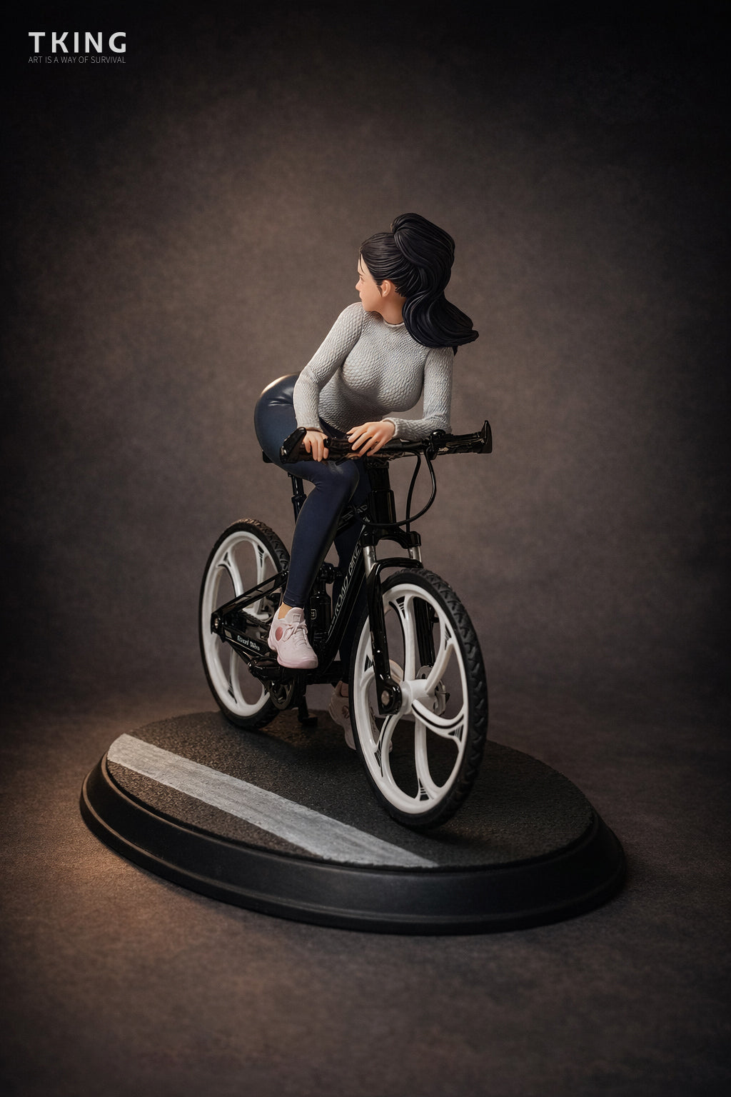 [Pre-order] 1/8 Bicycle Girl Figure - TKing Toys