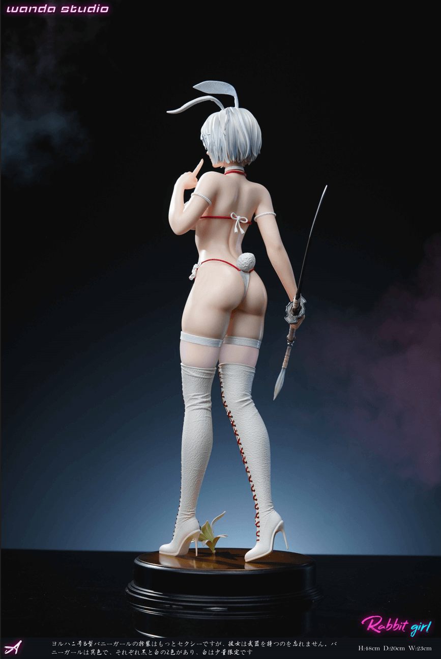 2B figure back