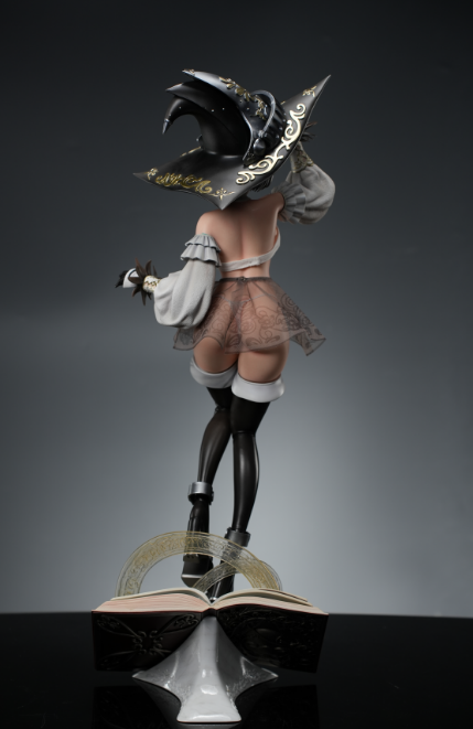 2b figure new back 1