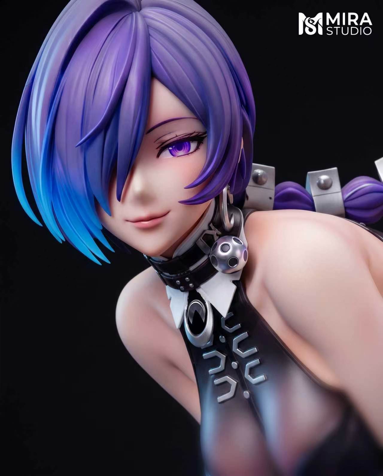 Promeia hentai statue
