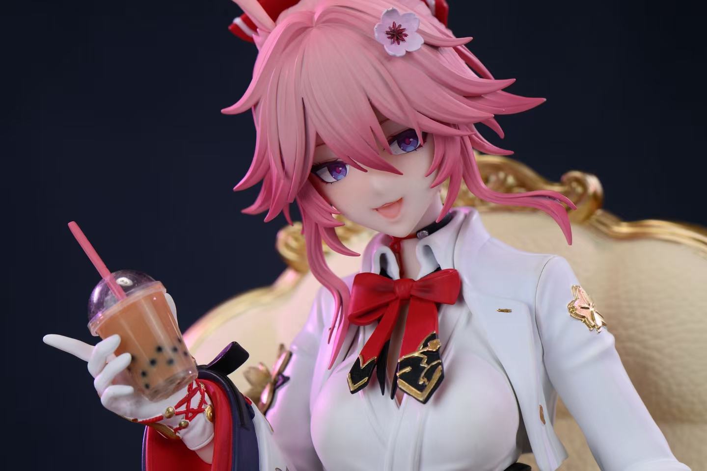 Evanescia hentai statue