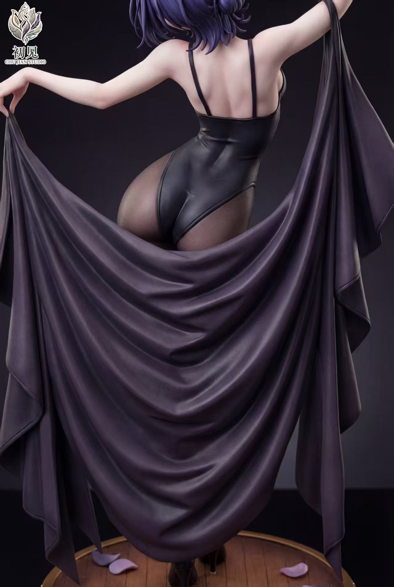 Reze Chainsaw Man hentai statue