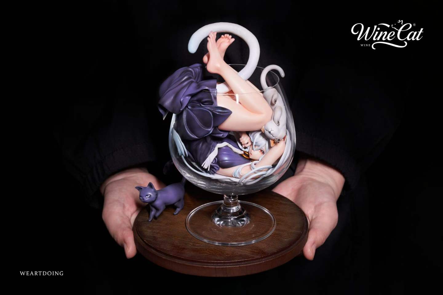 [Pre-order] 1/6 Wine Cat - Blue & Red - WEARTDOING